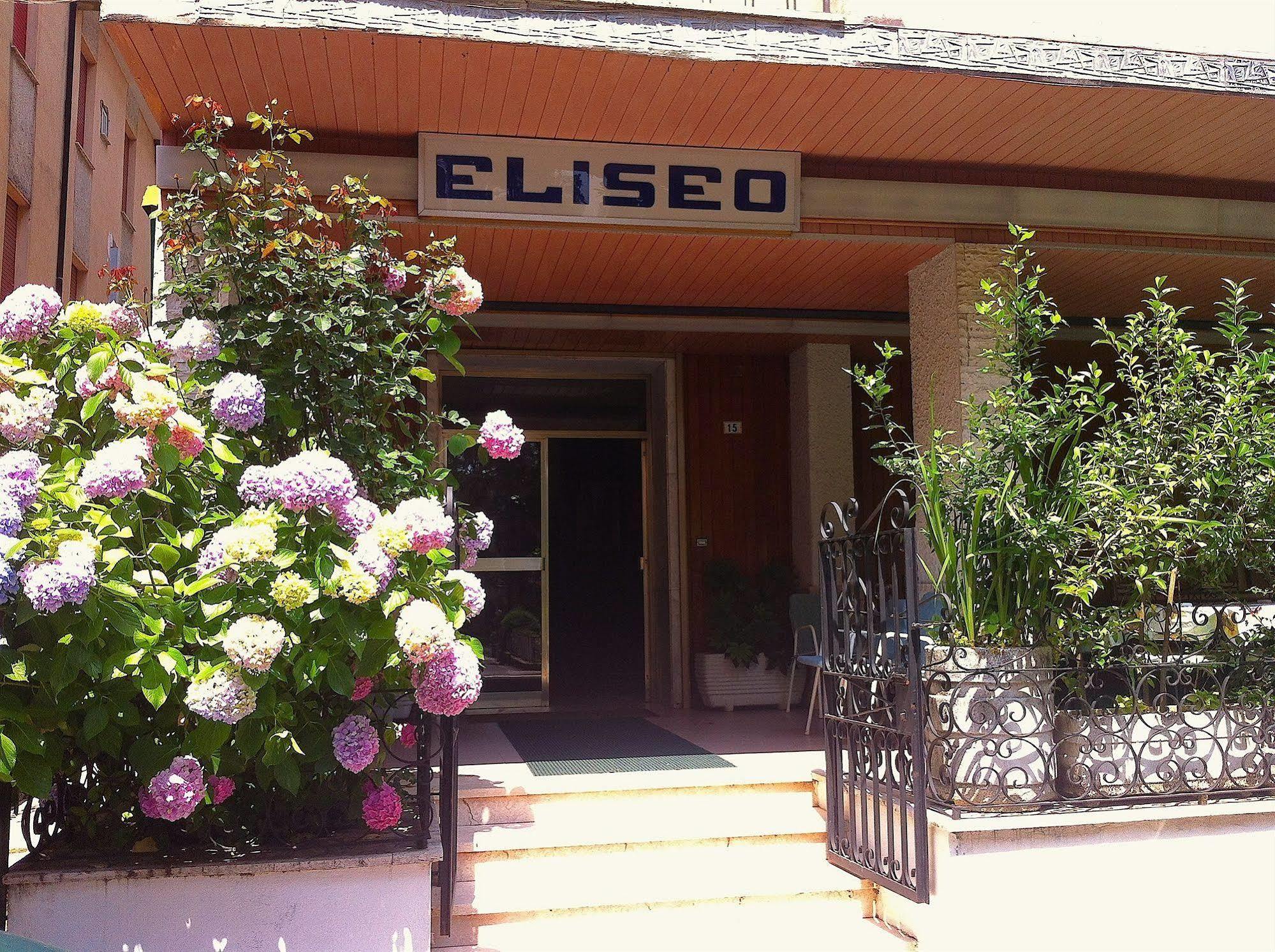 Hotel Eliseo فيوجّي المظهر الخارجي الصورة